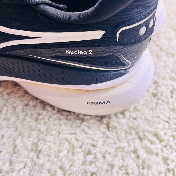 Men’s Diadora Nucleo 2 running shoes preowned size 10.5 main image 14